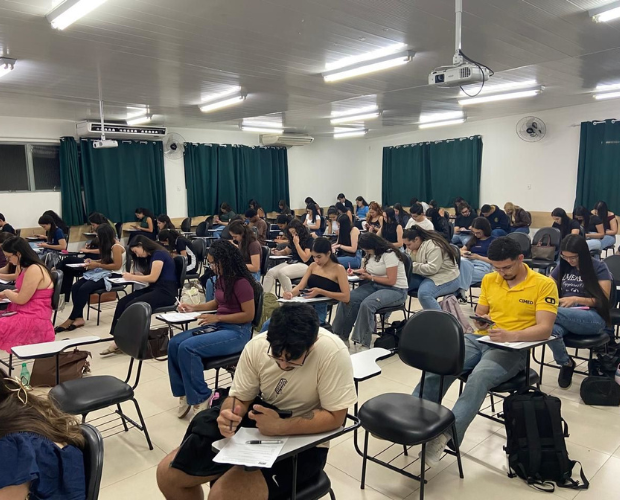 Alunos do curso de Farm�cia realizam Prova Integrada na Univ�s